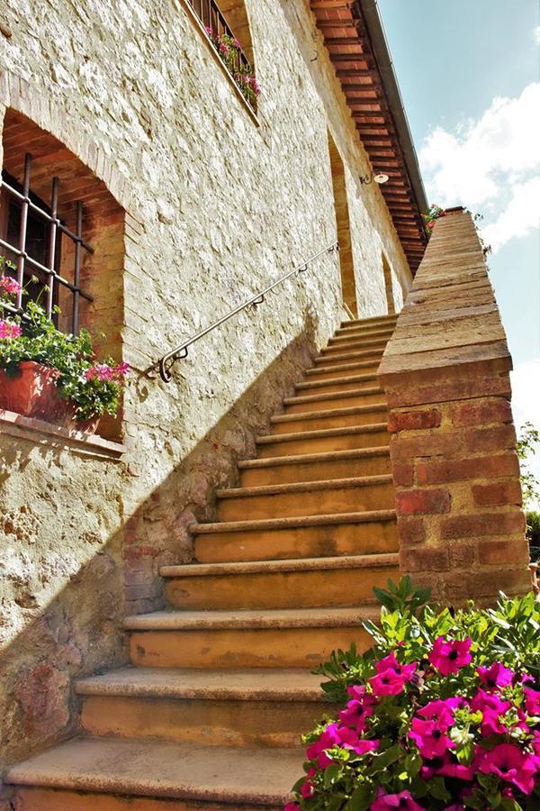Taverna Di Bibbiano กอลเลวัลเดลซา ภายนอก รูปภาพ